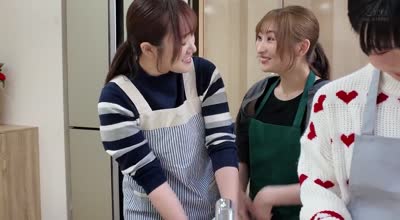 BOKO-021 料理教室の先生に戀した私 優しい笑顔に惹かれて2人きりの時にキスしたら一気に距離が近づいて一緒にゴハン作ってお風呂に入って好きが溢れ続ける同棲レズタイム わか菜ほの 末広純