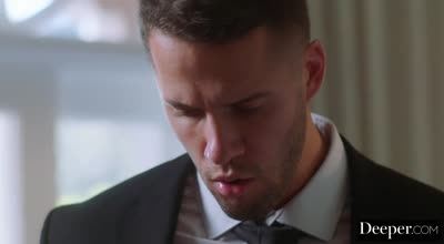 金發熟女的激情交鋒