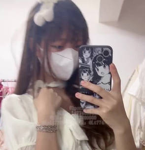 白色芙拉小姐-軟軟兔